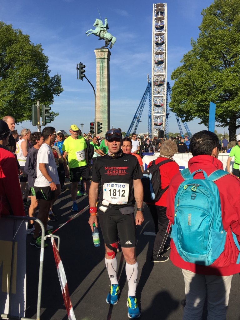 Armin beim Start des METRO Marathon Düsseldorf